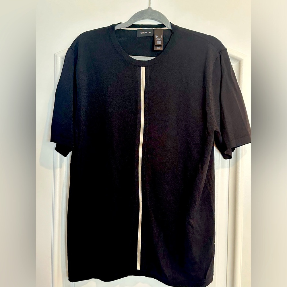 Claiborne men’s short sleeve large sweater top black with center white stripe